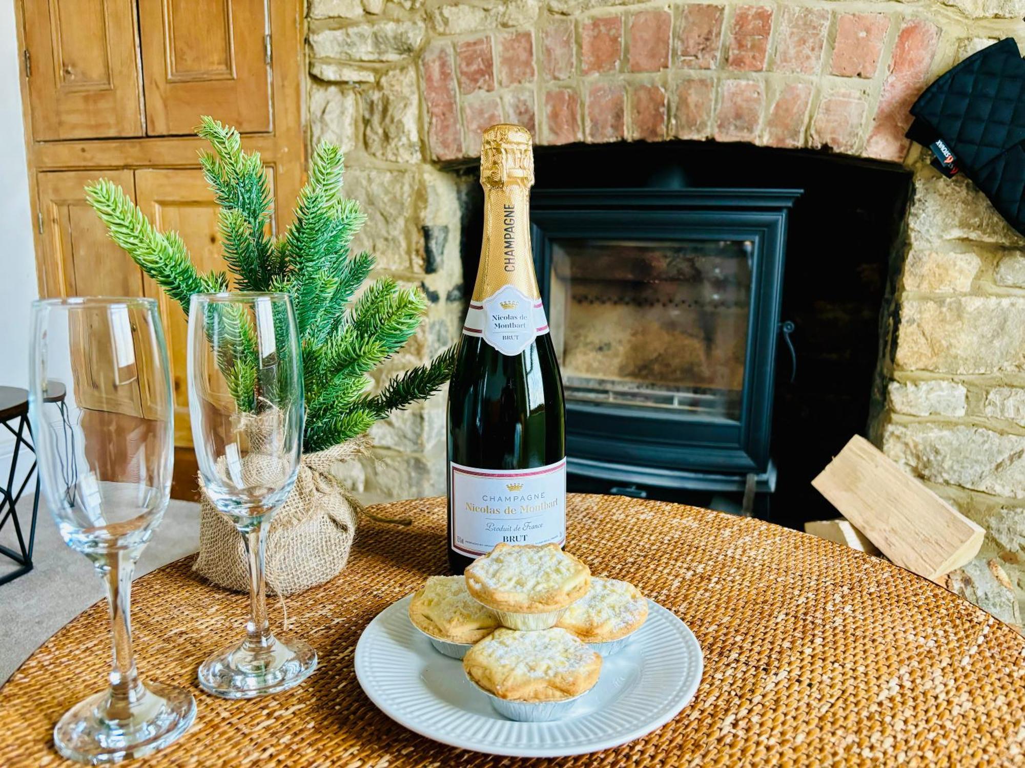 Cotswold Home Over 4 Floors - Perfect For Families Friends Contractors Chipping Norton Εξωτερικό φωτογραφία